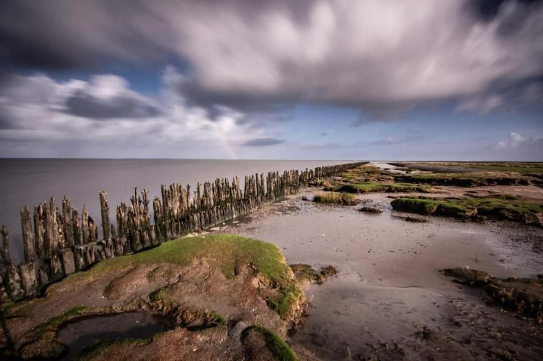 Vissershuisje Aan De Waddenzee Paesens Luaran gambar